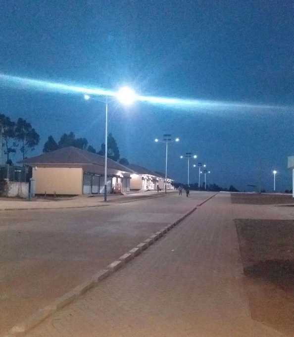 苗栗县非洲科特迪瓦太阳能路灯工程